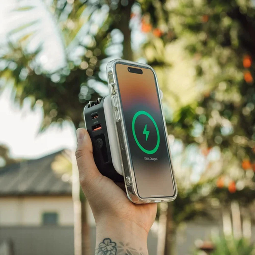 Magnetic Wireless Power Banks Portable Lightweight Power Banks For Picnic Outdoor DesiNest